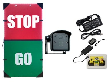 Sistem combinat de panouri LED Stop&GO cu senzor inteligent